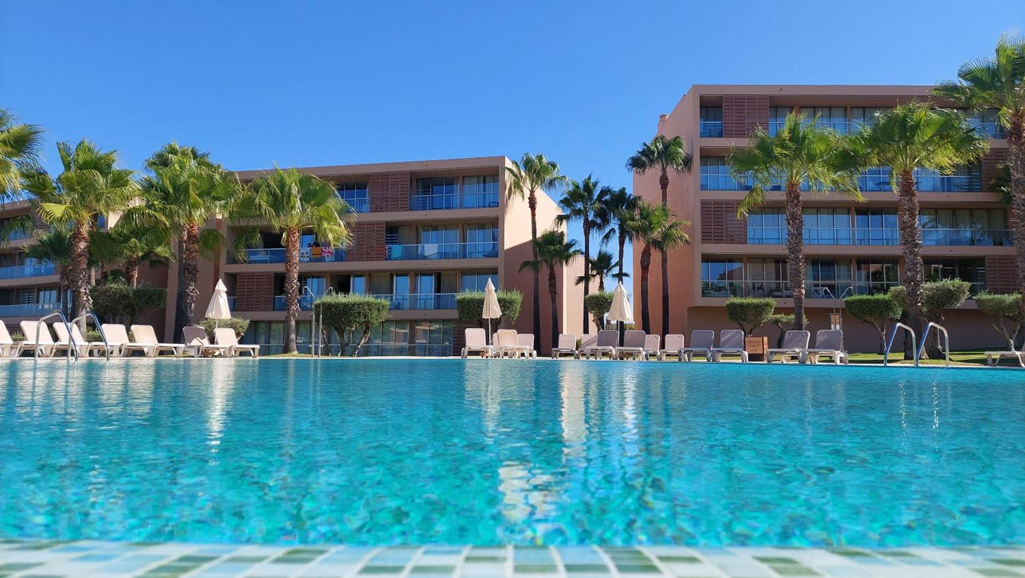 Apartamentos Herdade Dos Salgados - Vila Das Lagoas Албуфейра Экстерьер фото